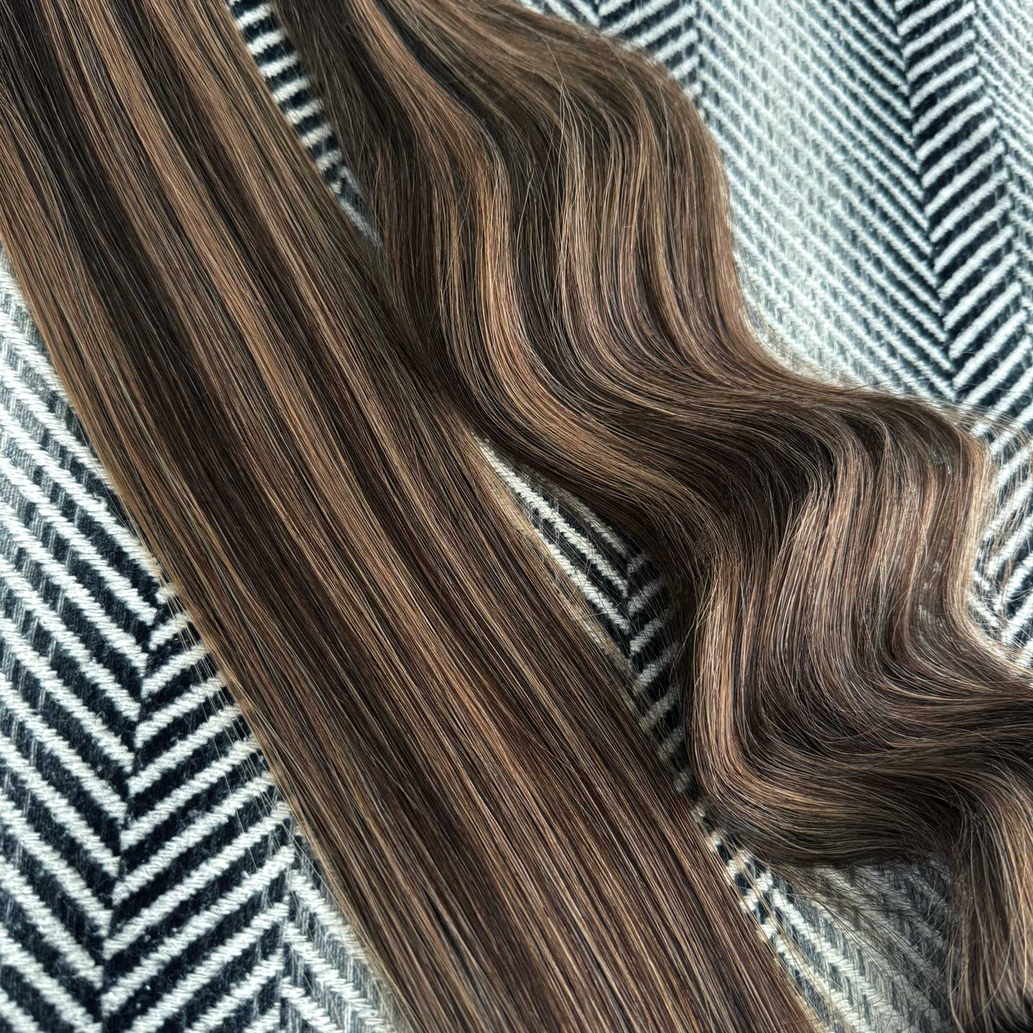 Weft Hair Extensions #2/12 Dark Brown & Dirty Blonde Mix